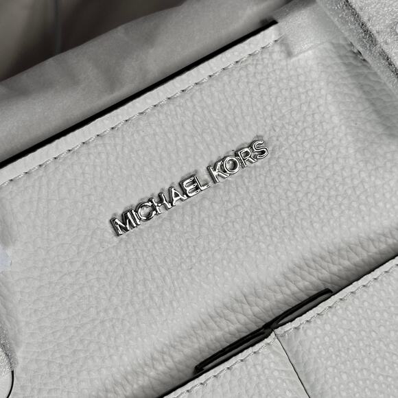 MICHAEL KORS Jet Set Travel Medium Pocket Tote Bag Optic White NEW - Picture 6 of 9
